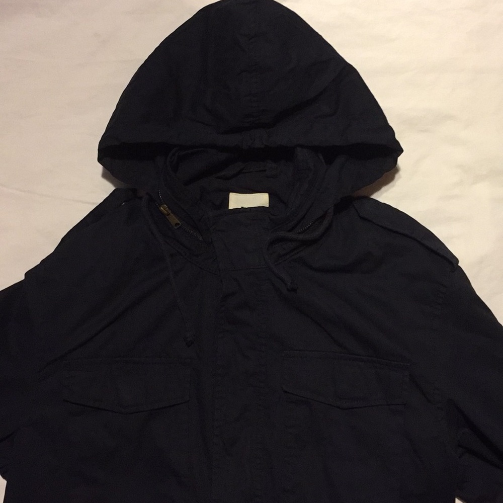 Men’s Jacket raincoat military cargo jacket.